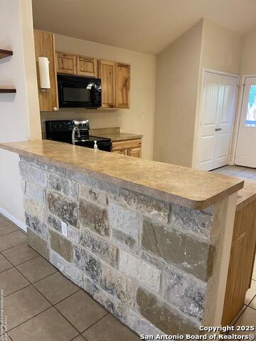 414 Stagecoach, Canyon Lake, Texas image 5