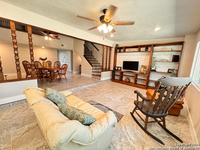 101 Dandelion Ln, Castle Hills, Texas image 11