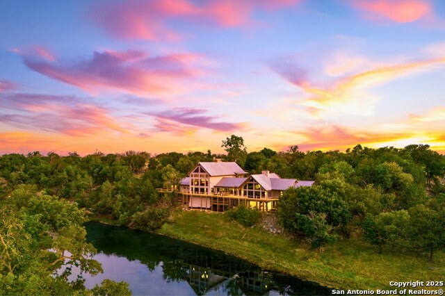 556 Cliff View Loop, Harper, Texas image 1