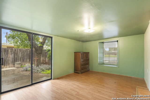 521 4th, Uvalde, Texas image 14