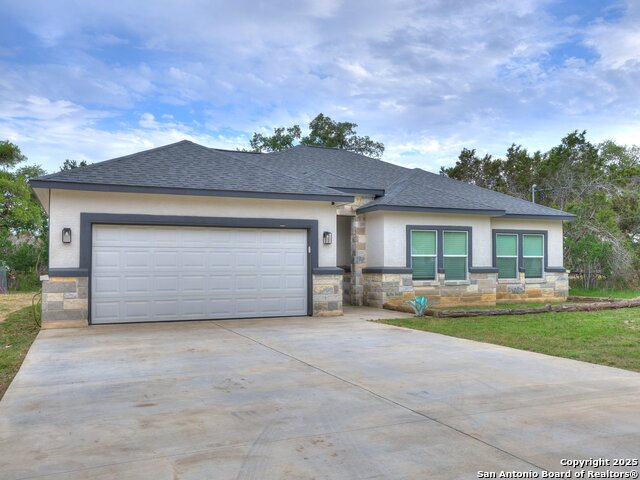 656 Fawn, Spring Branch, Texas image 1