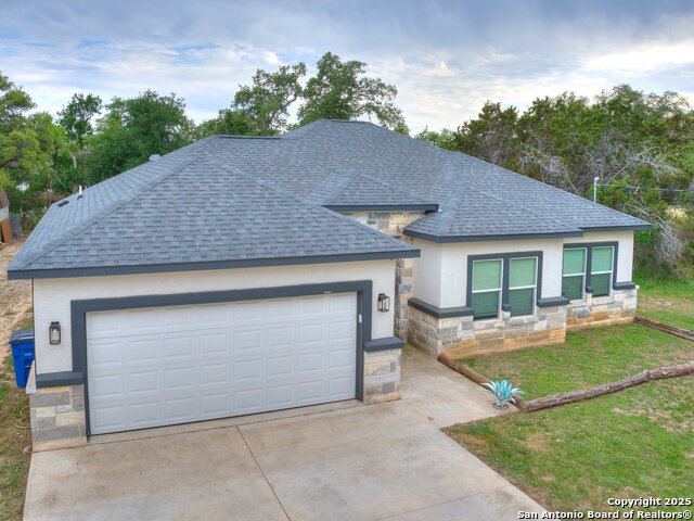 656 Fawn, Spring Branch, Texas image 3