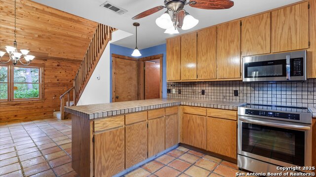 190 Oak View, New Braunfels, Texas image 11