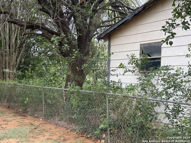 320 Madero, Charlotte, Texas image 4