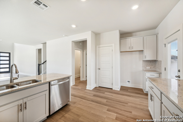 6435 Comanche Moon, San Antonio, Texas image 10