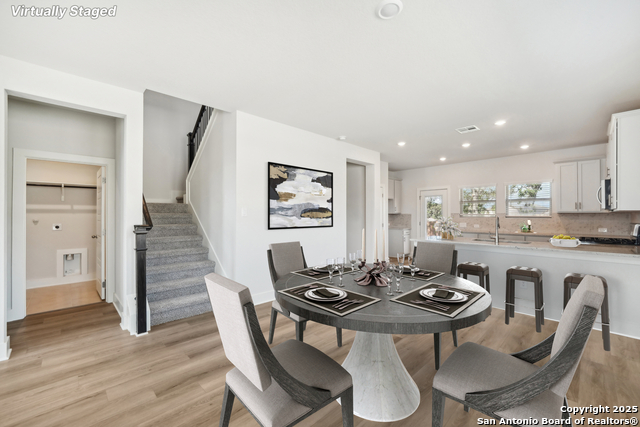 6435 Comanche Moon, San Antonio, Texas image 5