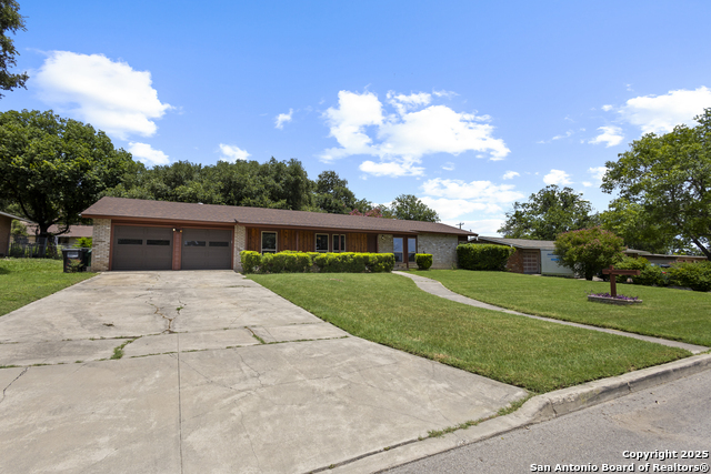4115 City View Dr, San Antonio, Texas image 2