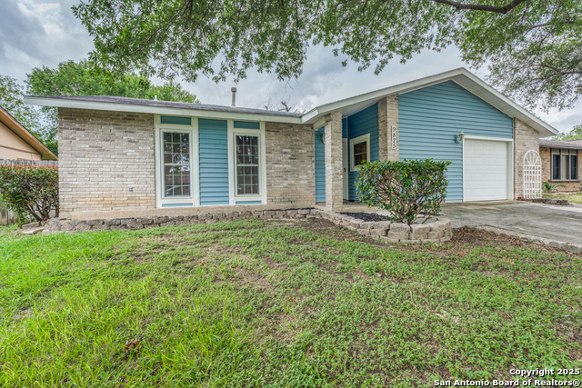 9825 Meadow Hill, Converse, Texas image 2
