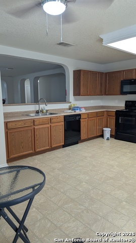 10731 Butterfly Flat, San Antonio, Texas image 6