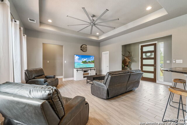 315 Log Cabin, Poteet, Texas image 13