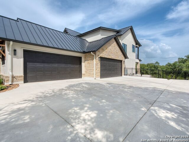 207 River Bend, Spring Branch, Texas image 11