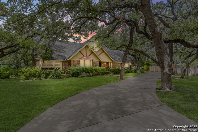 835 Fabulous, San Antonio, Texas image 1
