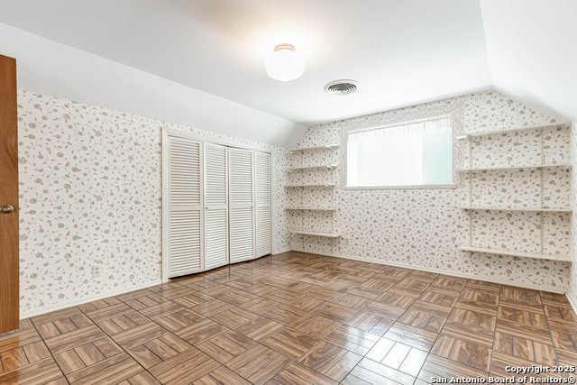 835 Fabulous, San Antonio, Texas image 17