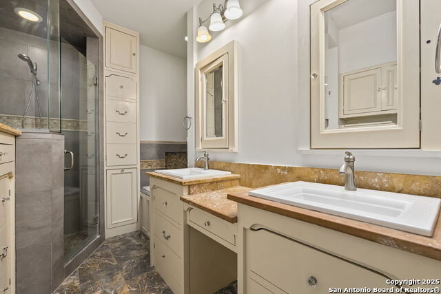 300 E Lullwood, San Antonio, Texas image 19
