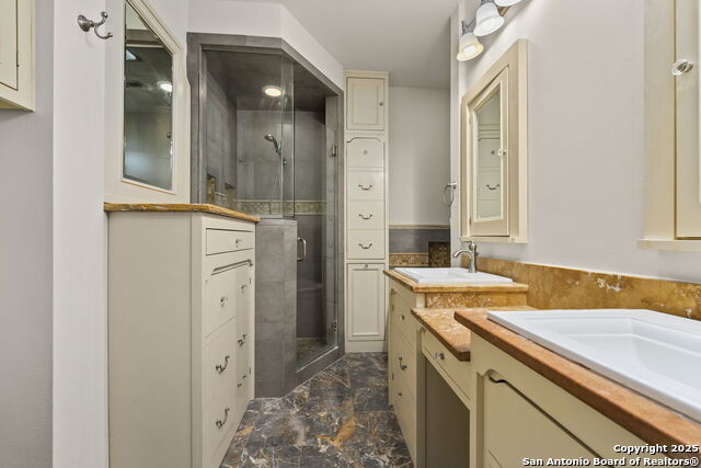 300 E Lullwood, San Antonio, Texas image 20