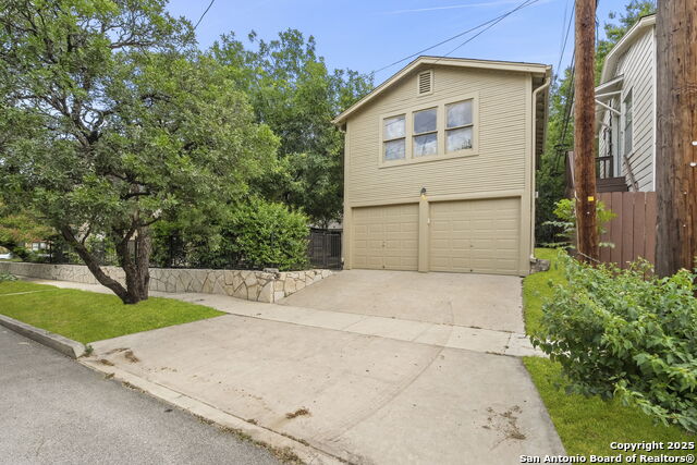 300 E Lullwood, San Antonio, Texas image 39