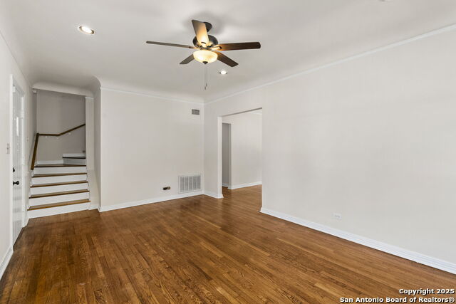 300 E Lullwood, San Antonio, Texas image 7