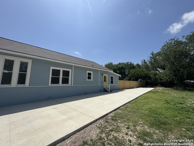 515 Mitchell Ave, Seguin, Texas image 28
