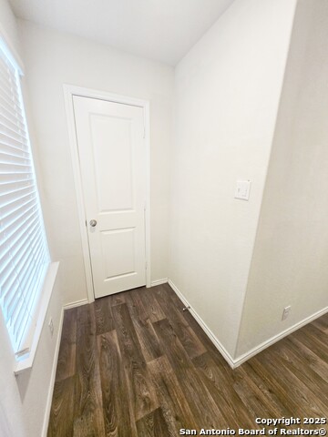 437 Middle Green, Floresville, Texas image 10