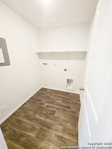 437 Middle Green, Floresville, Texas image 11
