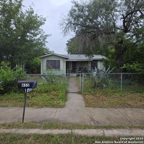 655 Ferris Ave, San Antonio, Texas image 1