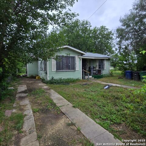 655 Ferris Ave, San Antonio, Texas image 2