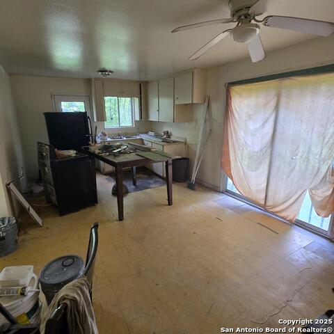 655 Ferris Ave, San Antonio, Texas image 4