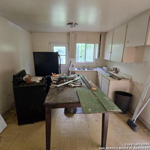 655 Ferris Ave, San Antonio, Texas image 5