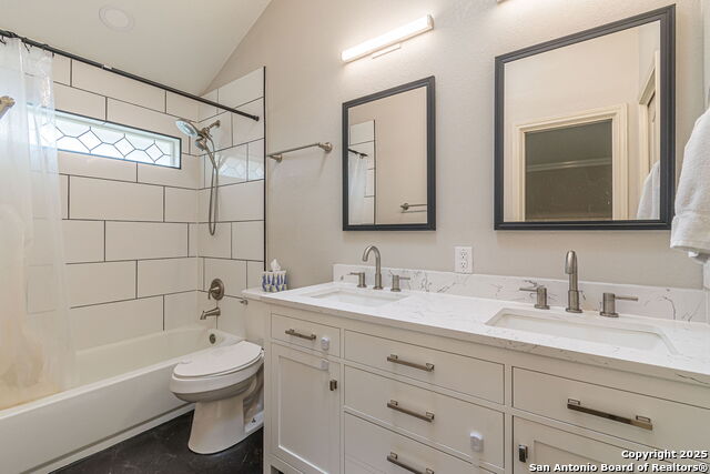 934 Lazy, New Braunfels, Texas image 10