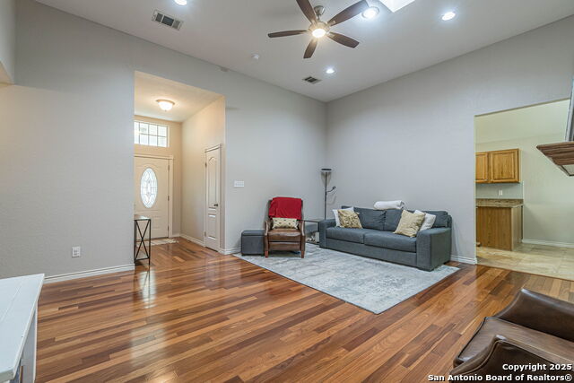 934 Lazy, New Braunfels, Texas image 11