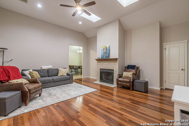 934 Lazy, New Braunfels, Texas image 14