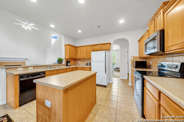 9243 Mccafferty, Helotes, Texas image 12