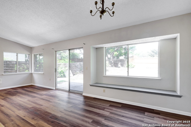 10332 Flatland Trl, Converse, Texas image 10