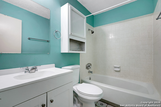 10332 Flatland Trl, Converse, Texas image 21