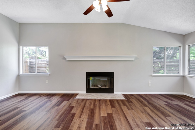 10332 Flatland Trl, Converse, Texas image 5