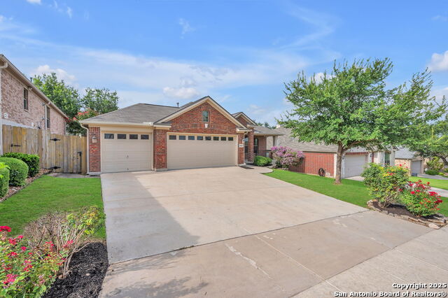 1026 Wavy Creek, San Antonio, Texas image 2