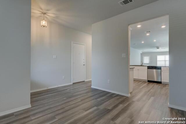 242 Holland, Cibolo, Texas image 4