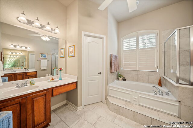 8434 Magdalena Run, Helotes, Texas image 22