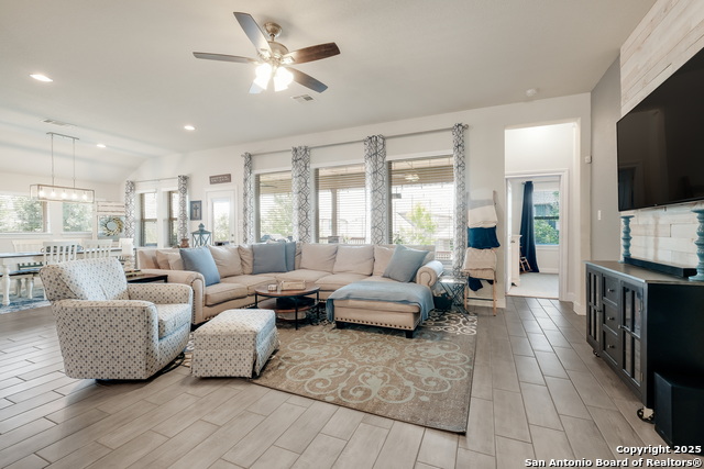 12210 Cowgirl Creek, San Antonio, Texas image 4