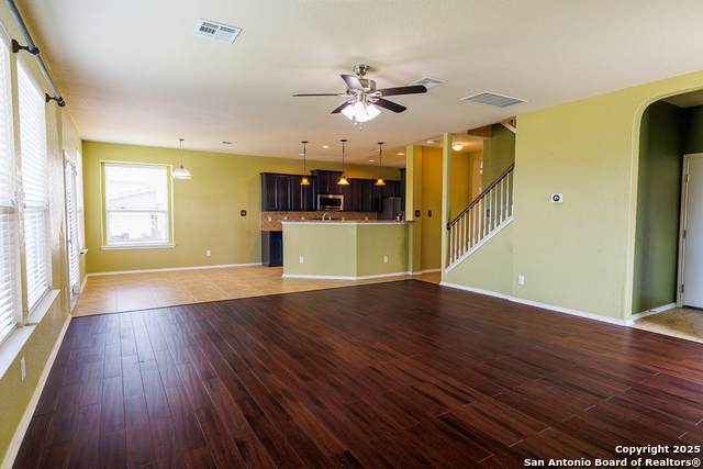 708 Clearbrook Avenue, Schertz, Texas image 8