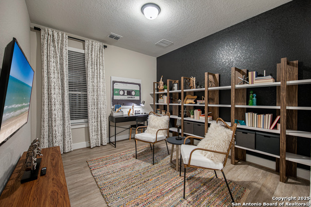 137 Mason Lane, Castroville, Texas image 6