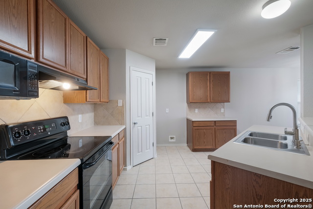5011 Fountain, San Antonio, Texas image 5