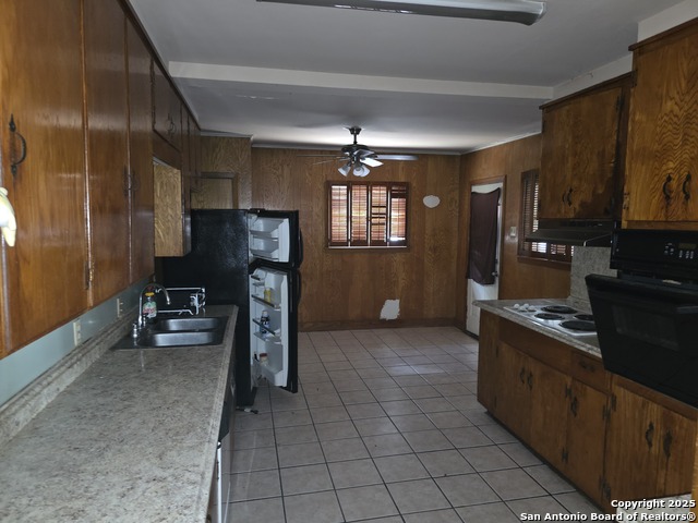 124 Moore, Seguin, Texas image 15