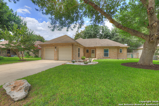 324 Raven Ridge, New Braunfels, Texas image 2