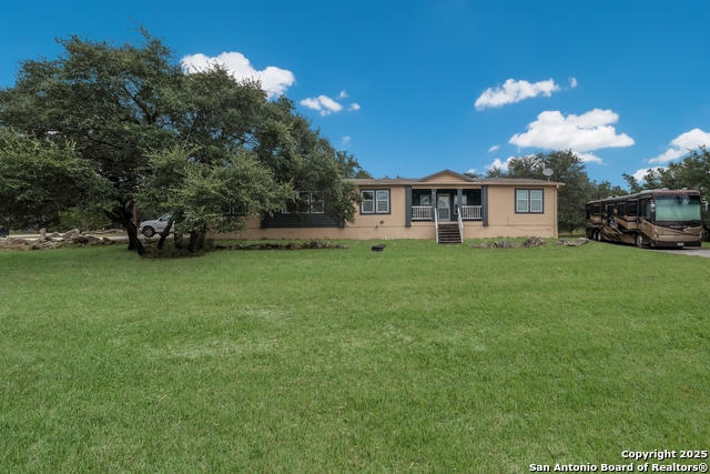 345 Derrick Dr, Spring Branch, Texas image 2