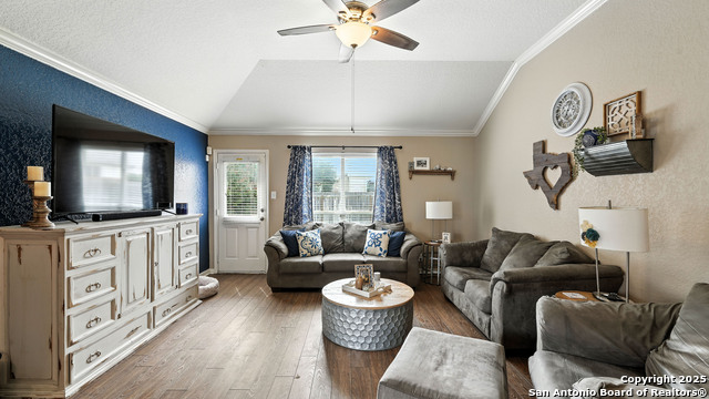427 Roadrunner, New Braunfels, Texas image 11