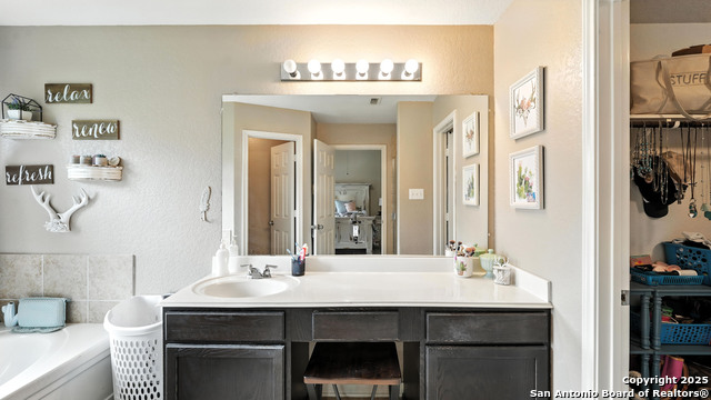 427 Roadrunner, New Braunfels, Texas image 43