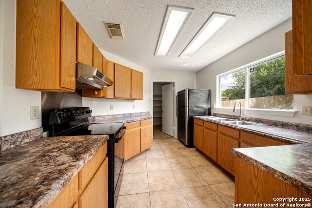9878 Lauren Mist, San Antonio, Texas image 10
