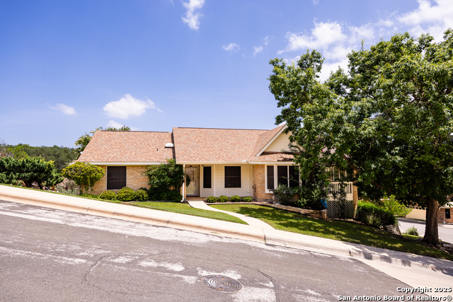 1220 Victory, Kerrville, Texas image 5
