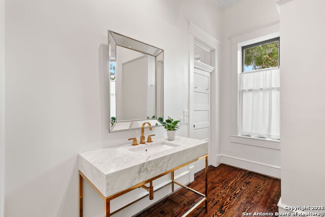 509 W Austin St, Fredericksburg, Texas image 10
